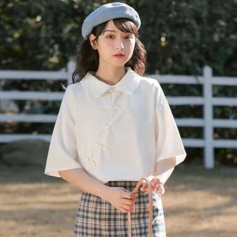 Áo blouse trắng siêu xinh