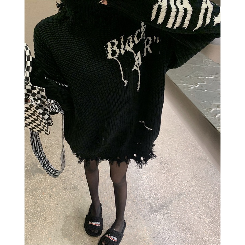 Áo sweater Dệt Kim Cổ Cao Màu Đen Thiết Kế Rách Phong Cách Hàn Quốc Cho Nữ