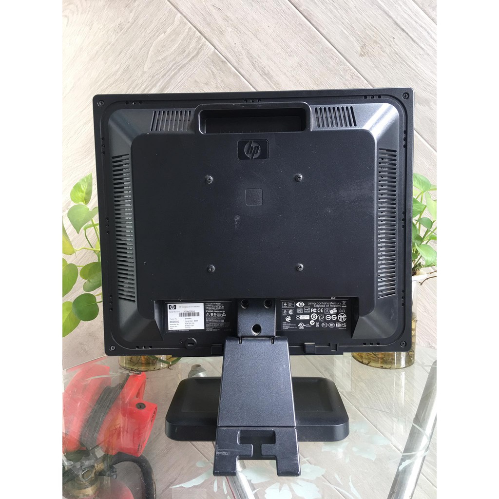 Màn Hình Máy Tính LCD HP 17 inch LE1711