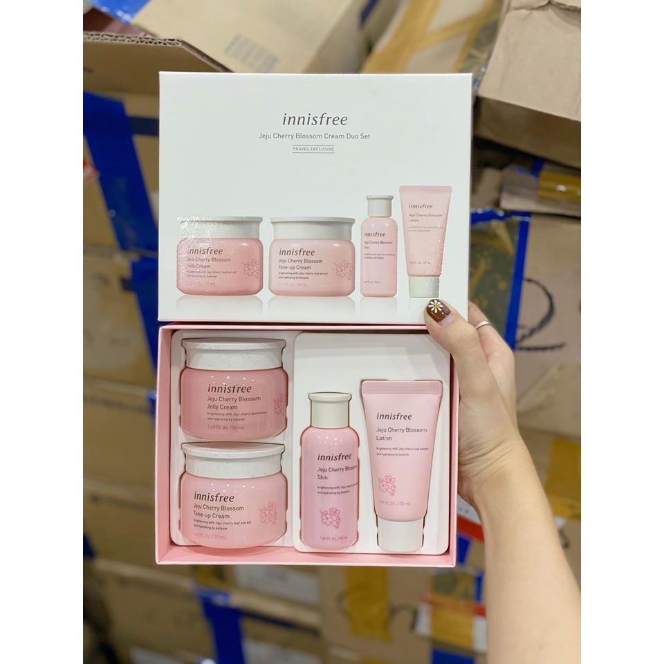 Bộ Dưỡng Da Innisfree Cherry Blossom Cream Duo Set 4 Món