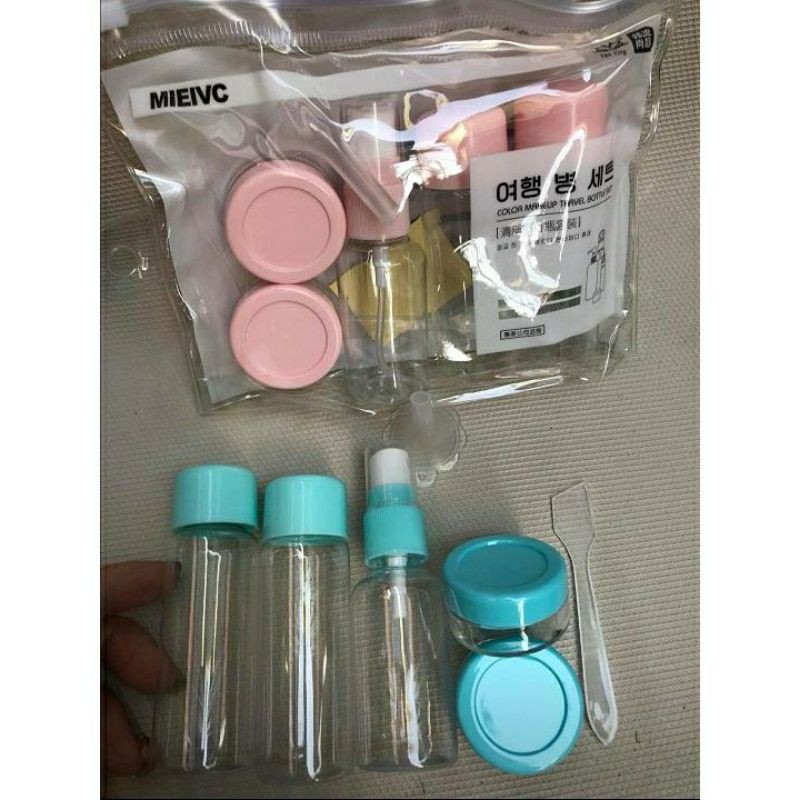 Bộ Triết Mỹ Phẩm Mini Du Lịch .
