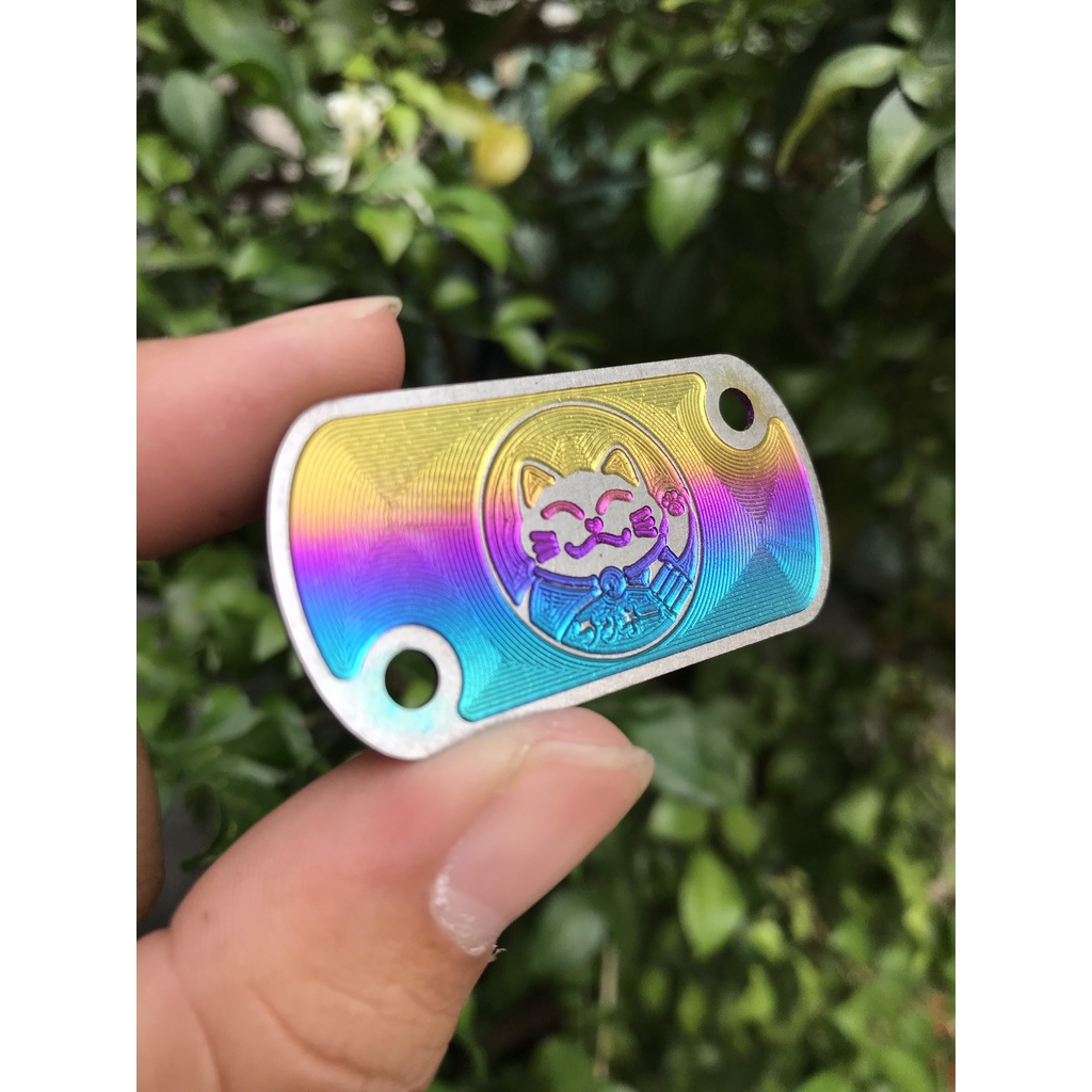 Nắp bình dầu Titan, Nắp bình dầu Winner Future Wave Air Blade Vision Vario TITAN Logo Mèo Thần Tài