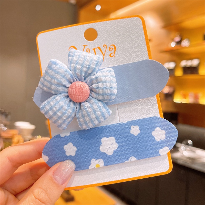Cài tóc mái dán dính cho bé siêu cute