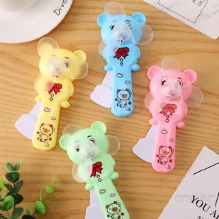 Quạt bấm cầm tay hình hoạt hình cute