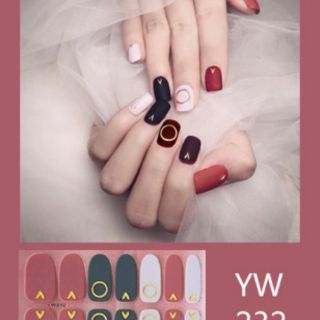 Miếng dán móng tay phong cách Hàn Quốc