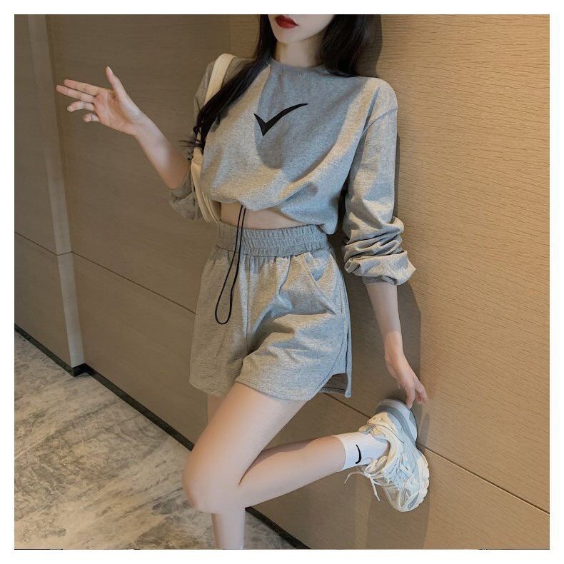 Set Áo Tay Dài Dây Rút Phối Quần Short Lưng Cao Ống Rộng Thời Trang Hong Kong Cá Tính Cho Nữ