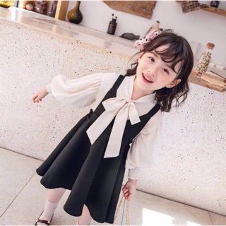 Set áo nơ kèm váy yếm xoè đen