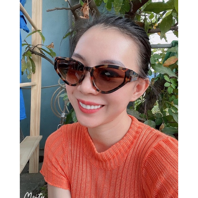 Mắt kính hiệu dior 2hand