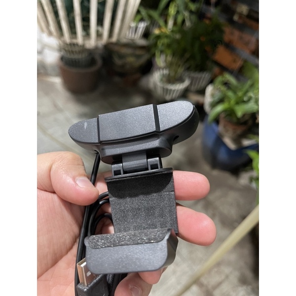 Webcam 720p đen đỏ - kẹp màn hình