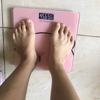 Cân điện tử tại nhà, Cân điện tử sức khỏe lợn hồng kute