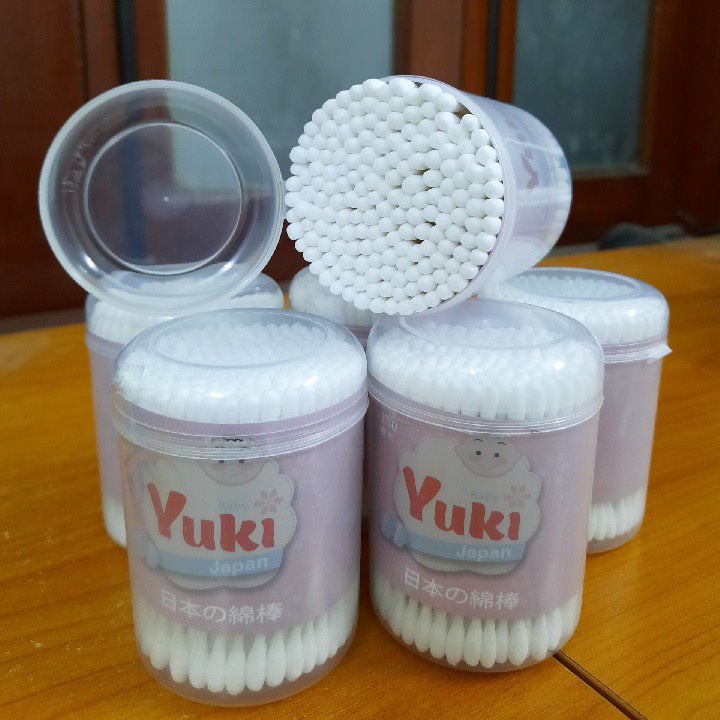 Tăm bông Yuki cho bé vệ sinh tai mũi