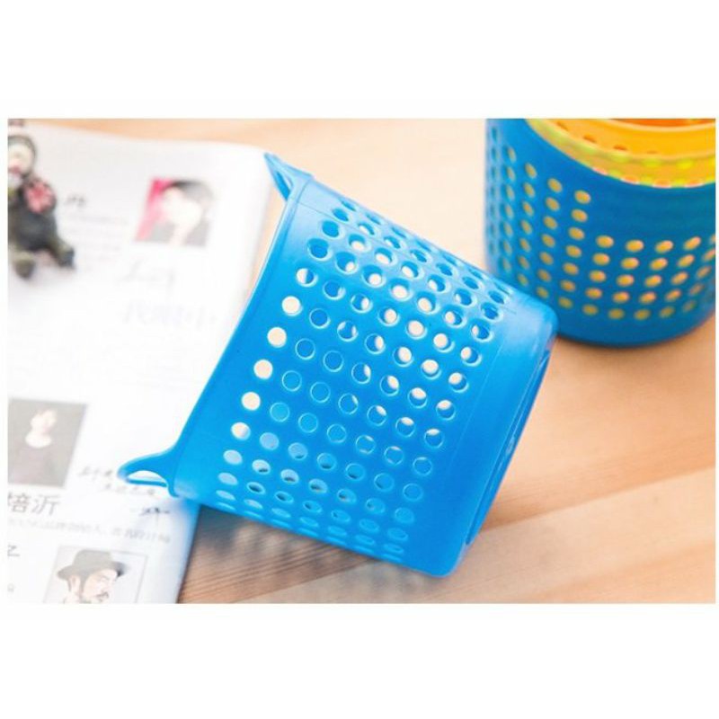 Giỏ nhựa mini đựng đồ cá nhân để bàn gọn gàng sạch xinh xắn -U1