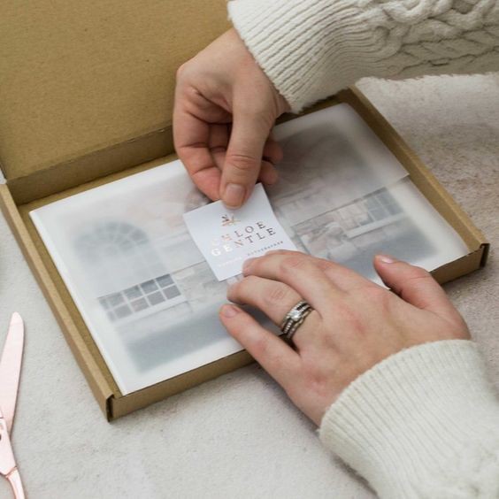 In Tem Giấy Nhỏ Siêu Cute Theo Yêu Cầu In Tem Decal Bao Bì MoPh Màu Sắc Nét In Nhanh Lấy Ngay - Free Thiết Kế Freeship