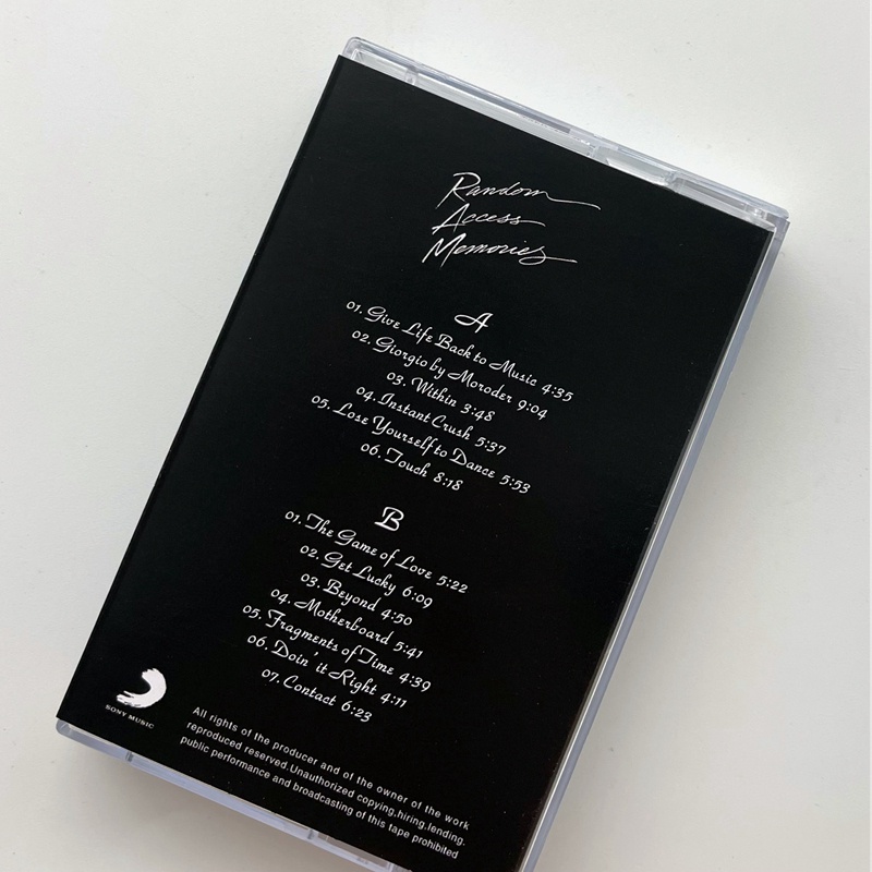 Băng Keo Phong Cách Punk Ngẫu Nhiên Mới Với Lyrics