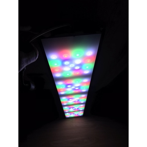 ĐÈN THUỶ SINH WRGB