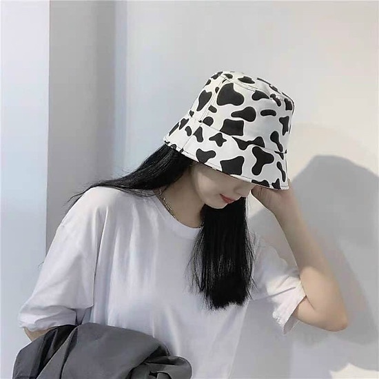 Mũ Bucket Nam Nữ [ Sale Sốc ] Họa Tiết Trắng Đen - Nón Ulzzang Vành Tròn Con Bò Sữa Hottrend 2021
