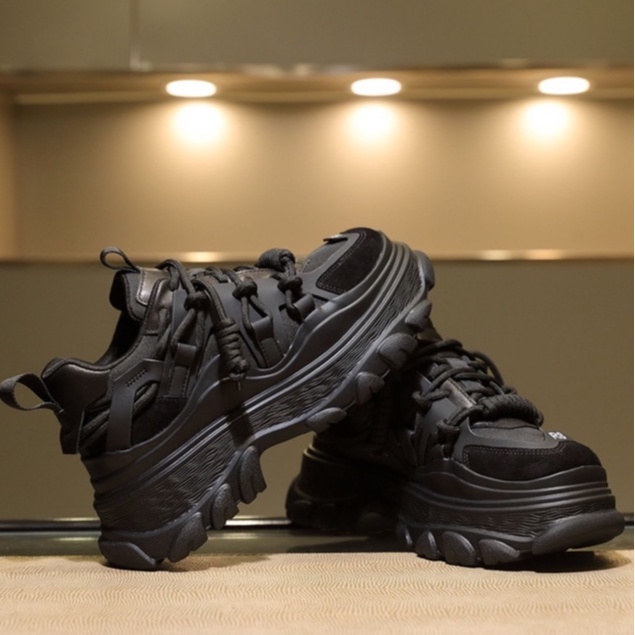 🎀COOL A Giày Sneaker Da Đế Dày Đa Năng Phong Cách Châu Âu Hàng Châu Âu da đế dày bánh xốp giày nhỏ màu trắng tăng chiều cao và hiện giày bố mỏng thường nữ đế trong triều