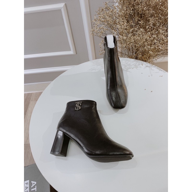 BOOTS  CÓ SẴN Boots da cổ ngắn đế vuông 7cm