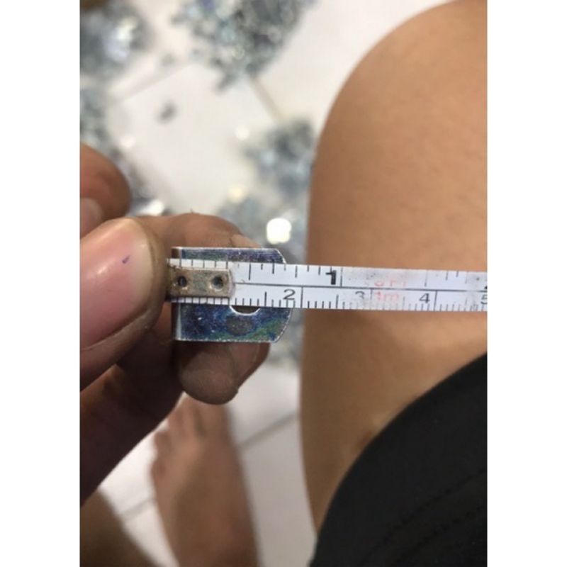 Ke Góc Vuông 2 Lỗ Bo Tròn 2cm