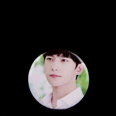 Gương cầm tay TFBOYS DƯƠNG DƯƠNG LÝ DỊCH PHONG