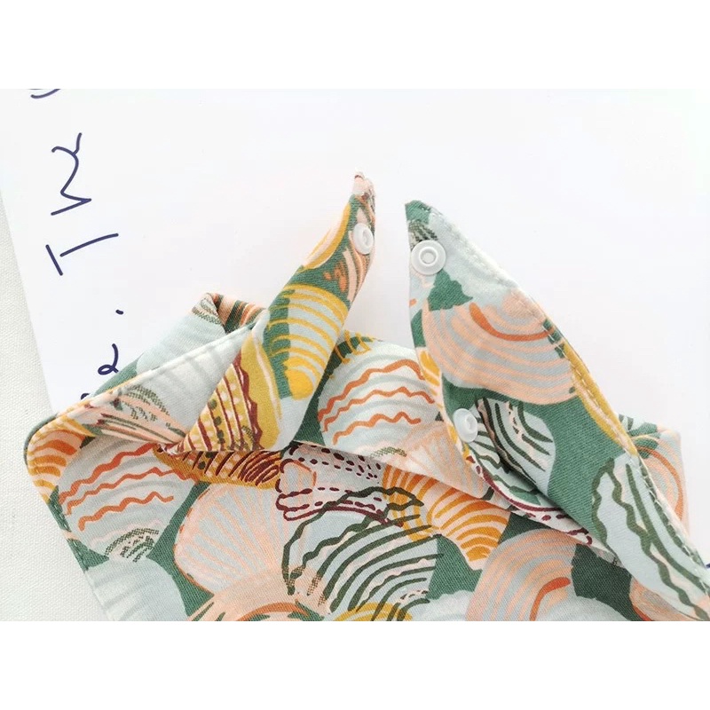 Khăn tam giác cotton siêu thấm hút in hình hoạ tiết cho bé