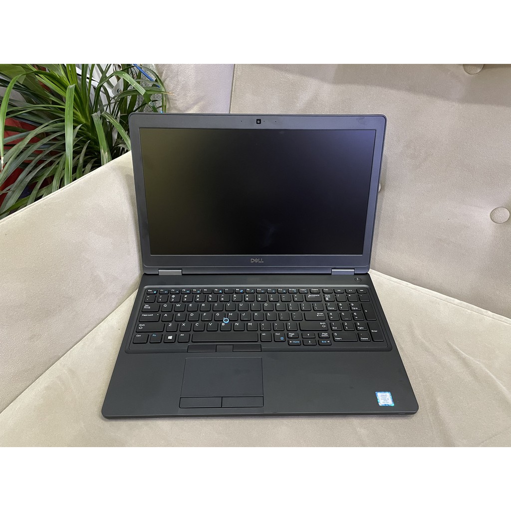 Máy tính Laptop Dell Latitude 5590/ Core i5-8350U/ Ram 16GB/ SSD 512GB