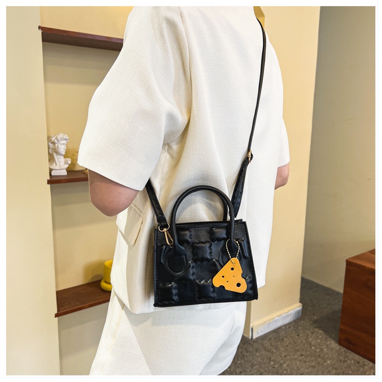 Túi Xách Đeo Vai Kiểu Dáng Đơn Giản Thời Trang 2022