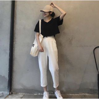 Bán sỉ áo thun Croptop cổ tim
