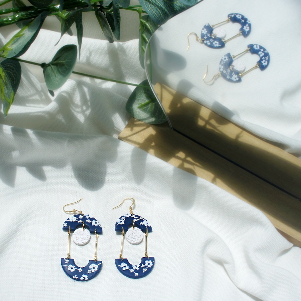 Bông tai gốm sứ xanh | Trang sức khuyên tai thủ công đất sét polymer | LAM Jewelry