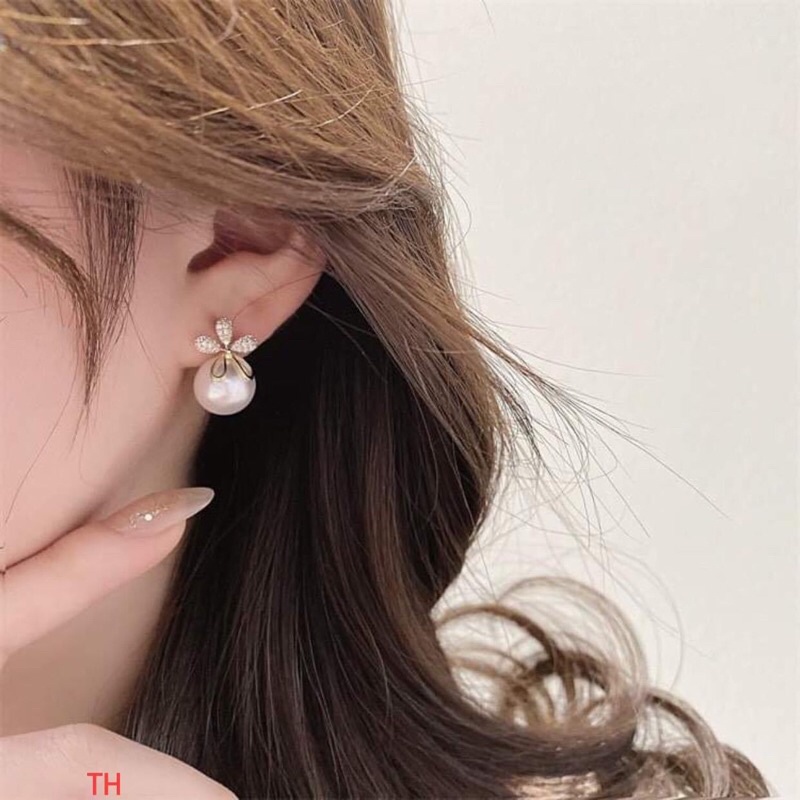 bông tai nữ kiểu dáng rất xinh. bông tai bạc MC