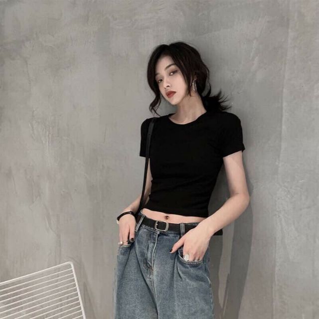 Áo thun croptop trơn ôm body