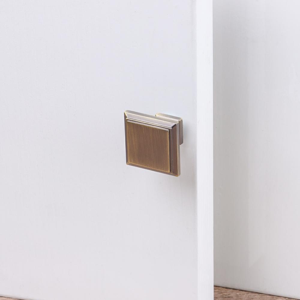 Tay Nắm Cửa Tủ Bằng Hợp Kim Kẽm Hiện Đại