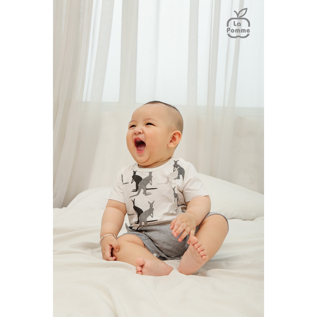 JS070 Bộ Body cộc tay cho bé trai La Pomme chuột túi màu Trắng xám