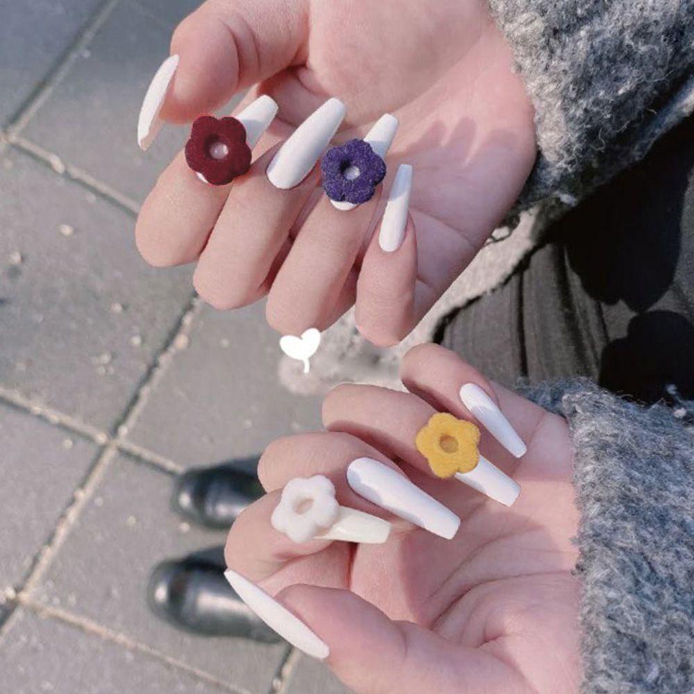 Hộp 24 Móng Tay Giả Trang Trí Nghệ Thuật