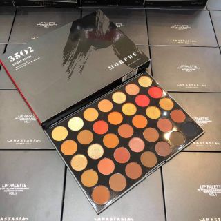 Bảng mắt morphe 35O2