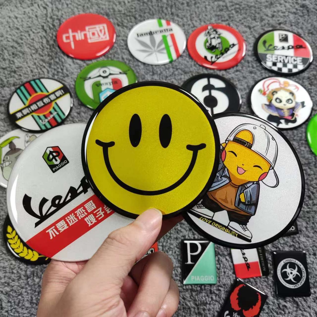 Miếng Dán Logo Chữ Ý Mềm Mại Dùng Để Trang Trí Xe Máy Vespa Tiện Dụng