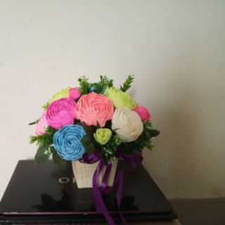 Hoa hồng xoắn hộp gỗ