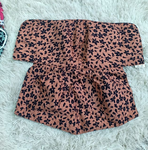 Khẩu trang vải cotton in bông trùm cổ chọn màu | BigBuy360 - bigbuy360.vn