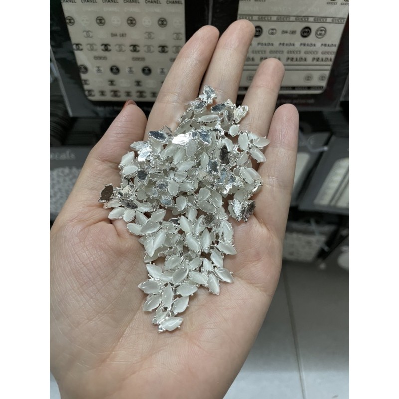 Charm bướm đính móng tay Thiên Di Nail