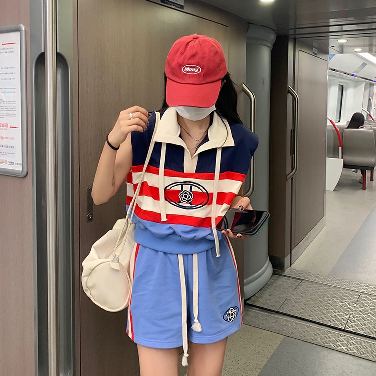 Set áo thun polo không tay + quần short màu sắc xinh xắn dành cho nữ