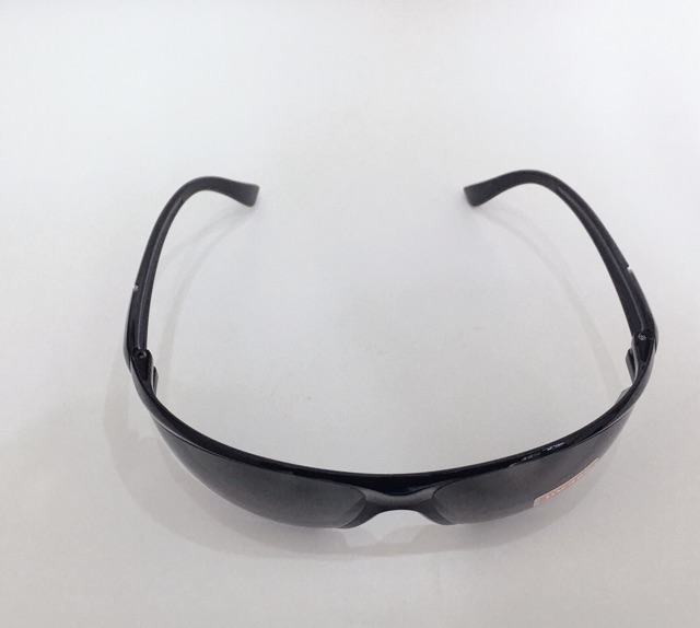 Kính râm bảo hộ chống uv400, chống bám nước | BigBuy360 - bigbuy360.vn