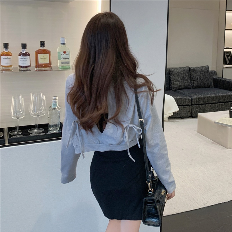 Set đồ 2 mảnh Perty gồm đầm hai dây kèm áo sweater tay dài phong cách Hàn Quốc thời trang quyến rũ cho nữ