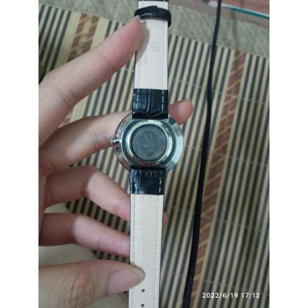 Pass đồng hồ nữ Royal crown