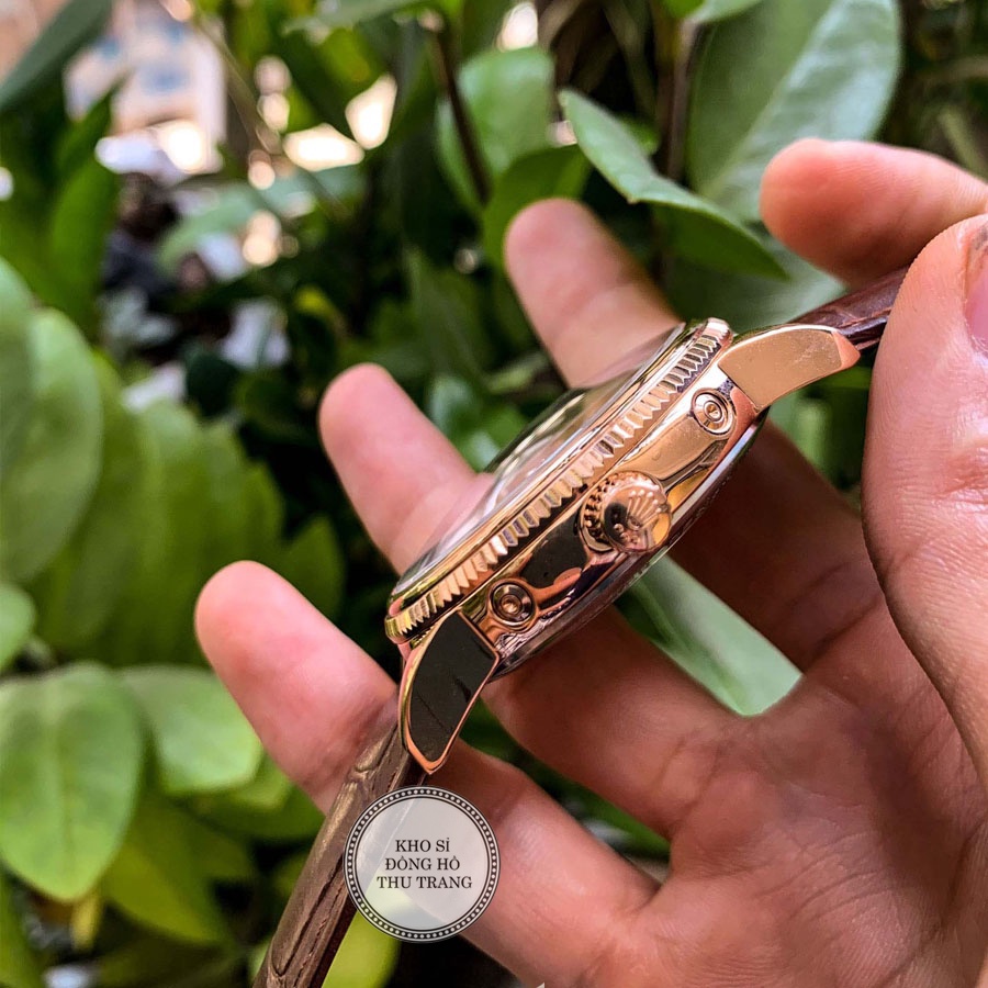 Đồng hồ Nam Rolex máy nhật, mẫu 6kim đính đá, mặt nâu cafe viền vàng, dây da, dòng cơ Automatic size 40mm-41mm | BigBuy360 - bigbuy360.vn