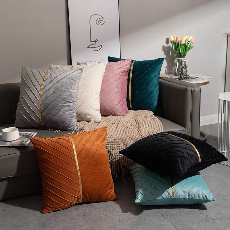 Gối tựa lưng sofa cao cấp GÂN RUY BĂNG chất liệu vải nhung lụa mềm mịn