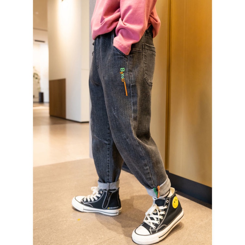 Quần Jean cho bé trai,Quần JeansThêu Hình Thời Trang Cho Bé Trai 5 Tuổi 15-55KG