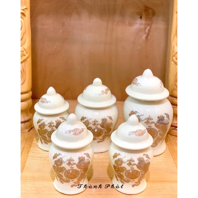 Choé Thờ Màu Vàng Kim, Hũ Đựng Gạo, Muối, Nước Trên Ban Thờ