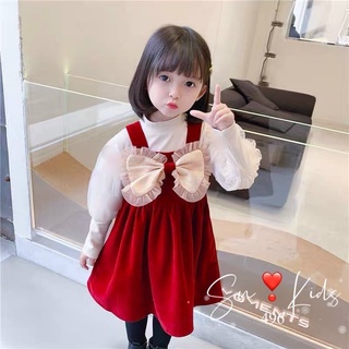 Váy nhung nơ đỏ kèm áo len tay bồng bé gái