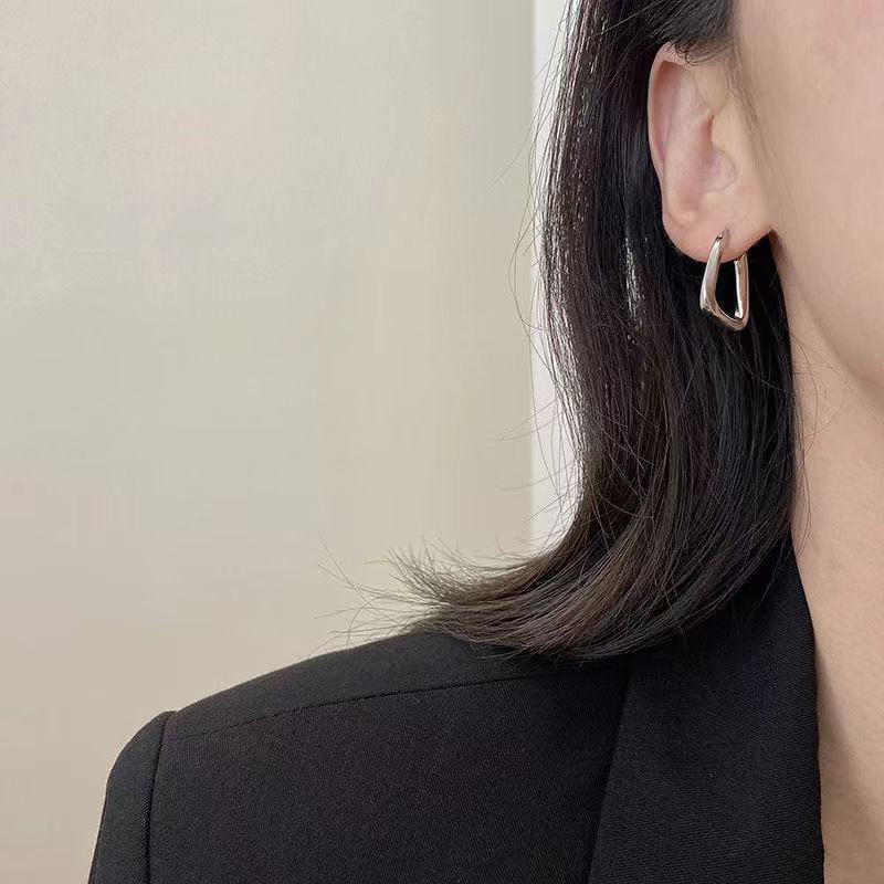 Bông tai vuông xắn thời trang hàn quốc 2022 Trang Sức SG