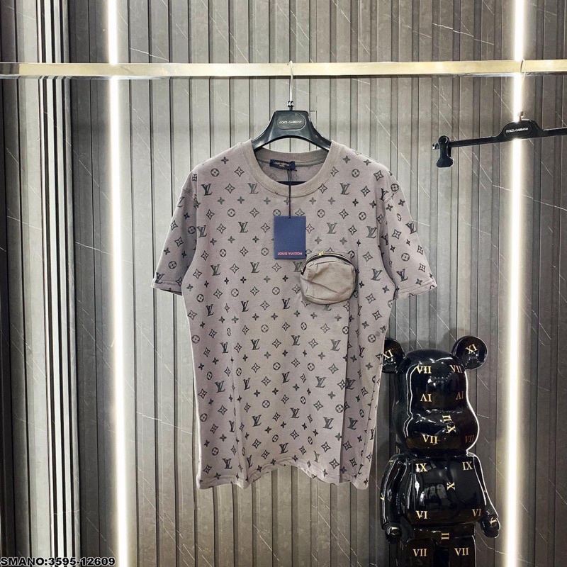 Áo phông LV Hình Nổi Túi ngực khoá ,Áo thun LV chất liệu cotton in nổi co dãn thoáng mát